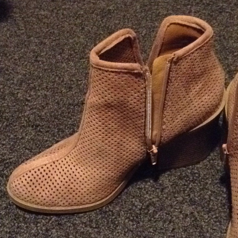 Pink bootie